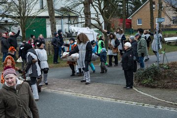 Bild 343 - Latuff Umzug